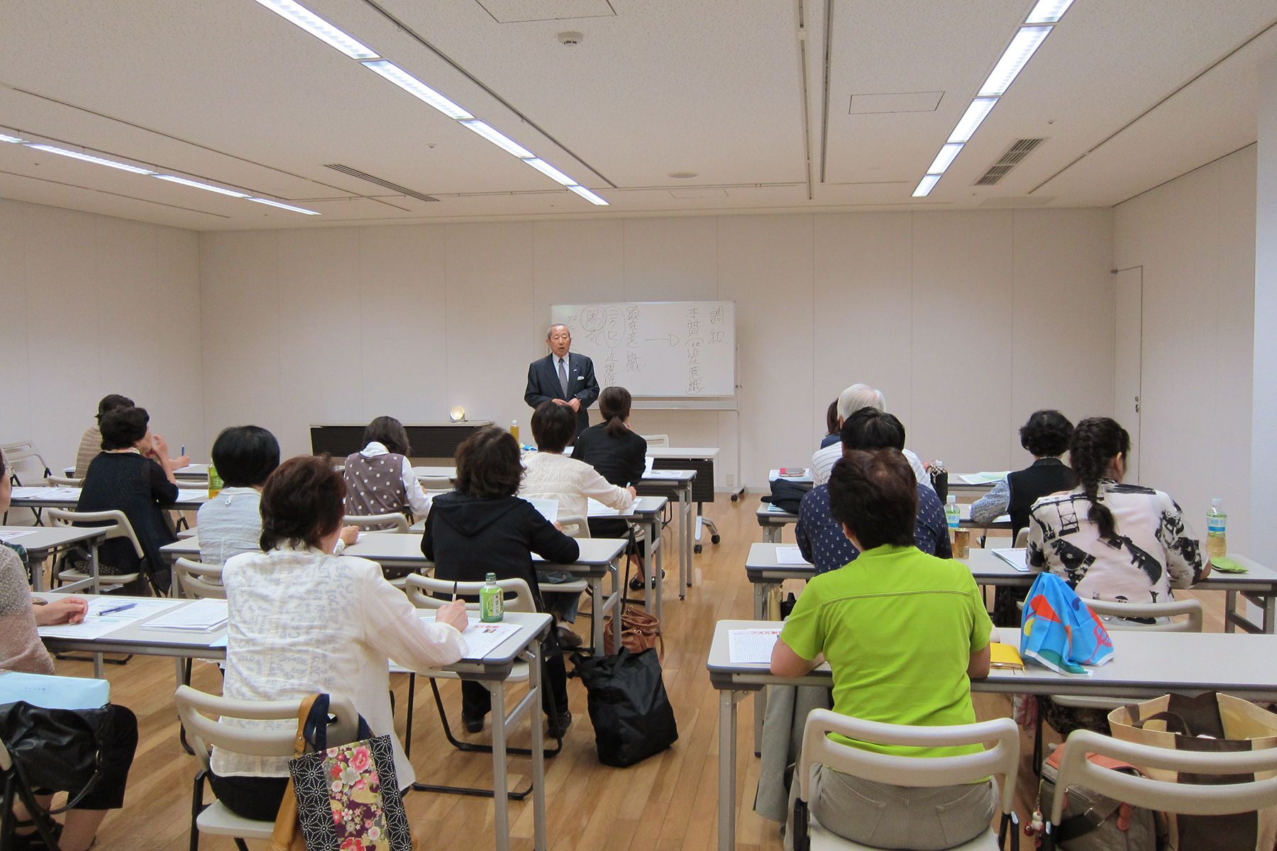 白井社長のセミナー風景
