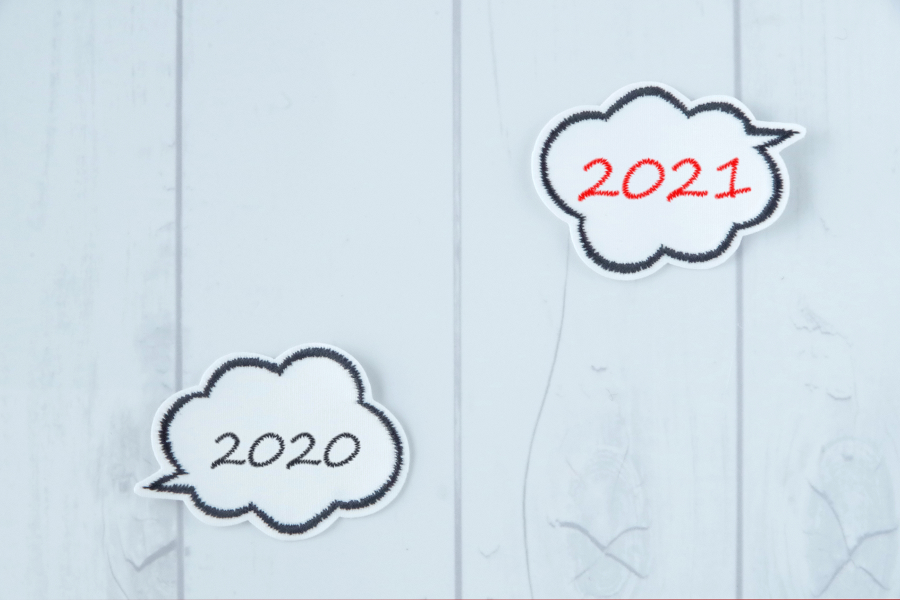 2020年から2021年へ変わっていくイメージ写真